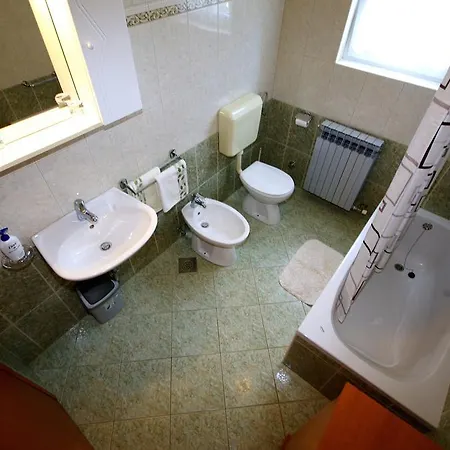 M&m Apartment *