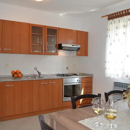 Apartment M&m Marasi